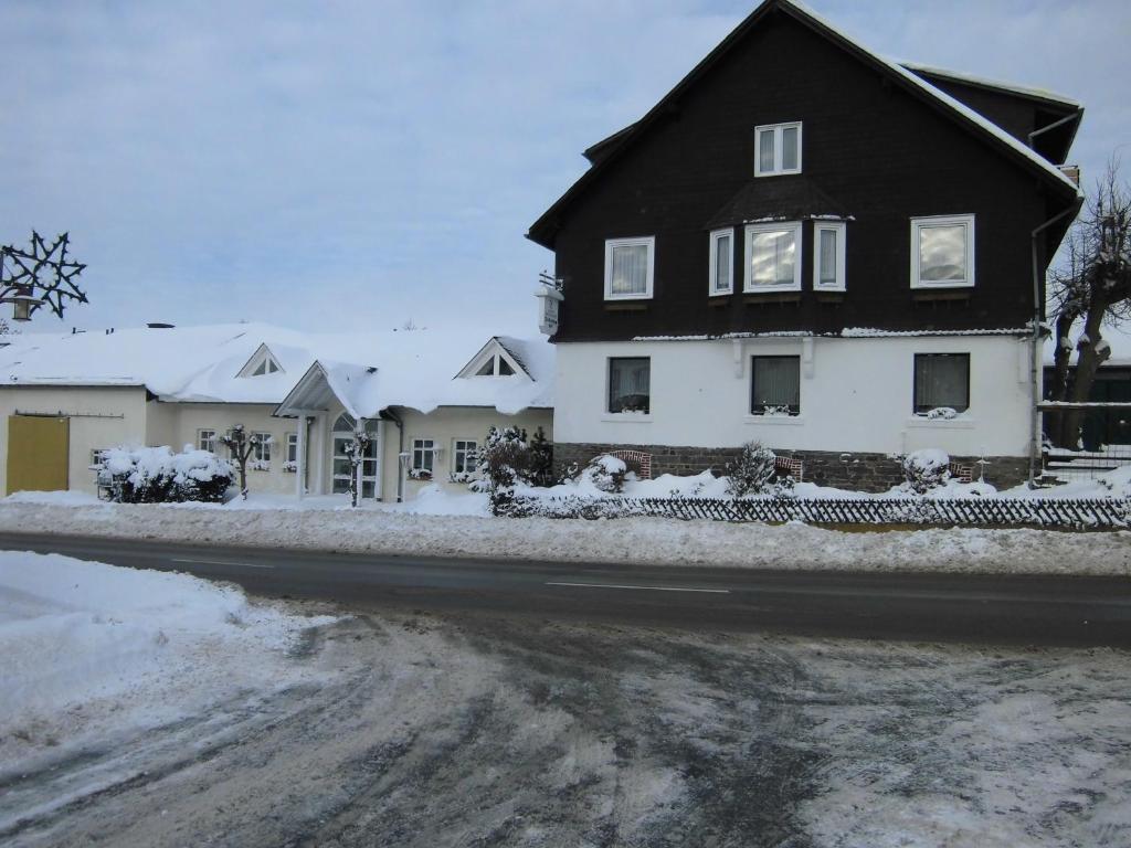 Готель Dribischenhof Usseln Екстер'єр фото